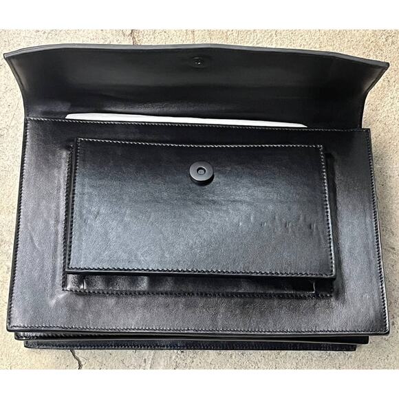 Atribut Handcrafted Black Leather Bag Detachable and resizable Leather Strap - Picture 6 of 15